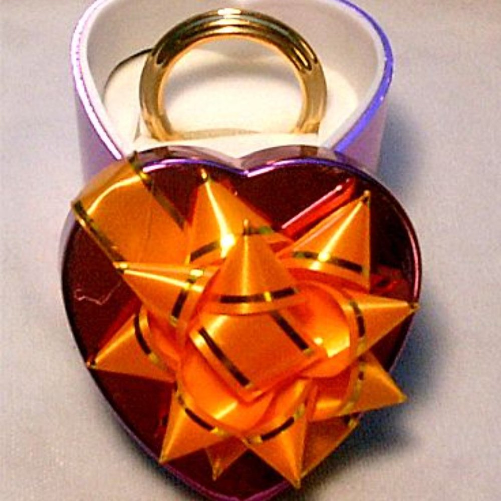 Vintage, Authentic, New Gucci Metal Bezel in Gold for the Gucci 1100 Watch